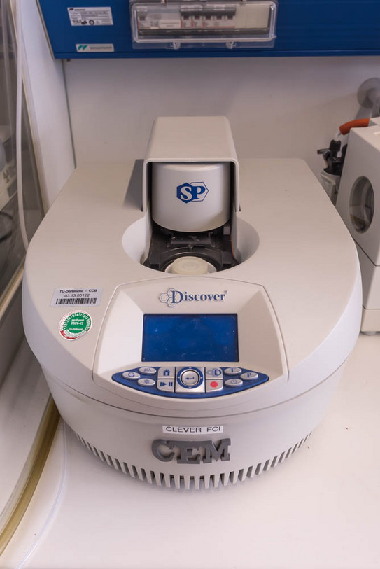 Microwave reactor Microwave reactor