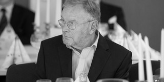 Portrait Hans-Jürgen Schmidt Portrait Hans-Jürgen Schmidt