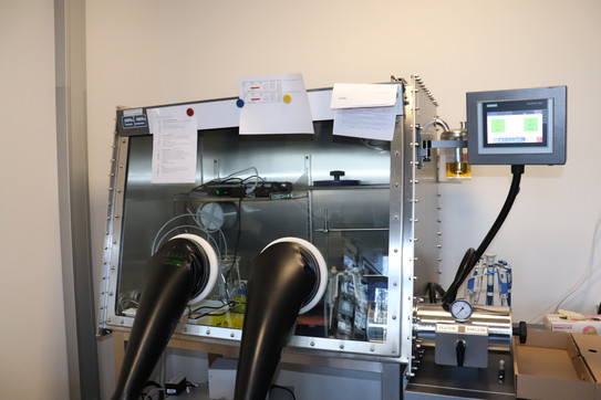 Picture of the "wetbox"