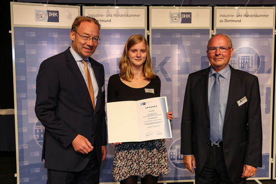 IHK Auszeichnung Ines Kaiser IHK Auszeichnung Ines Kaiser